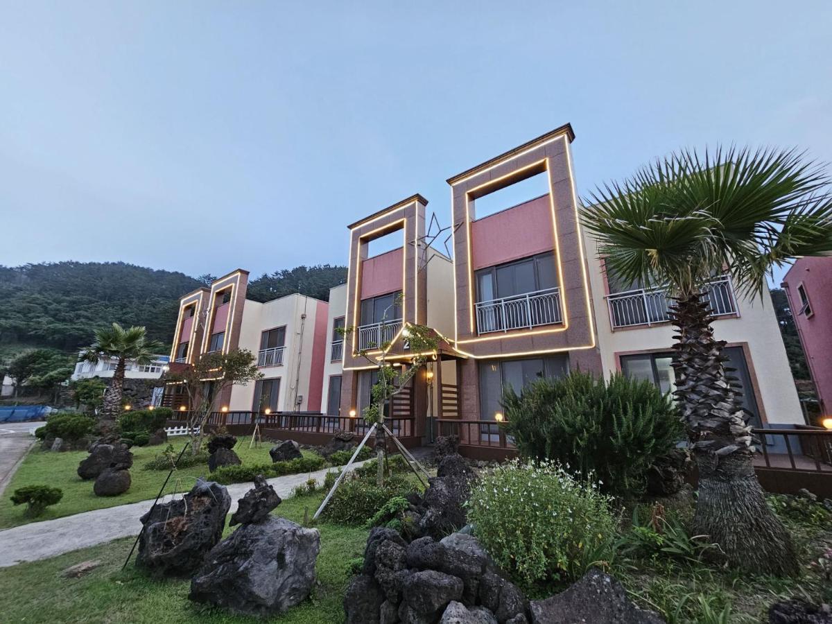 Landhaus Red Castle Jeju